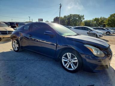 Vue de 2012 NISSAN ALTIMA 2.5 S, angle 4