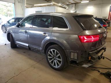 Vue de 2019 AUDI Q7 PREMIUM PLUS, angle 2