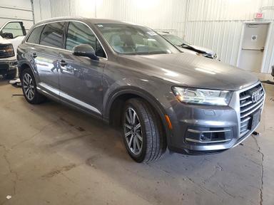 Vue de 2019 AUDI Q7 PREMIUM PLUS, angle 4