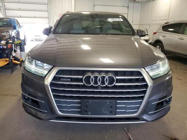 Vue de 2019 AUDI Q7 PREMIUM PLUS, angle 5