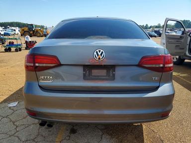 Vista de 2017 VOLKSWAGEN JETTA S, ángulo 6