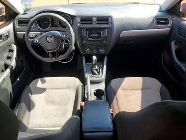 Vista de 2017 VOLKSWAGEN JETTA S, ángulo 8