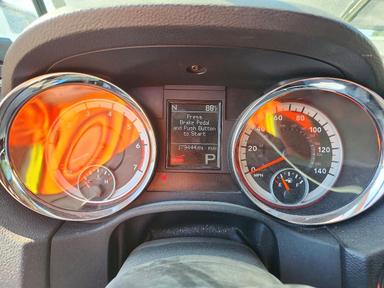 2011 DODGE DURANGO CREW view, angle 9