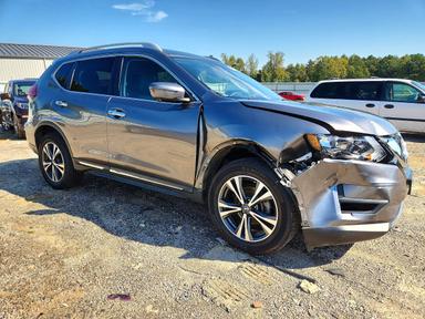 2018 NISSAN ROGUE SL view, angle 4