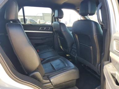 Vista de 2016 FORD EXPLORER XLT, ángulo 11
