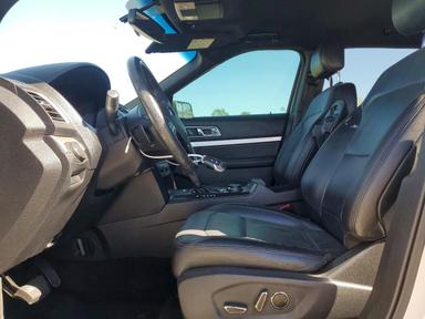 Vista de 2016 FORD EXPLORER XLT, ángulo 7