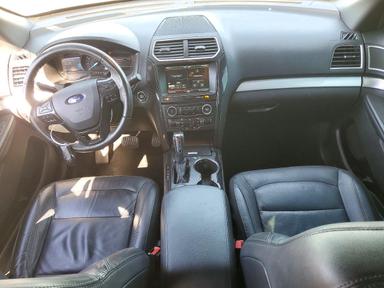 Vista de 2016 FORD EXPLORER XLT, ángulo 8