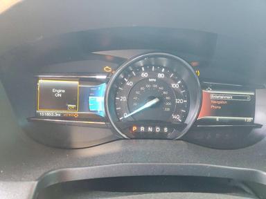 Vista de 2016 FORD EXPLORER XLT, ángulo 9