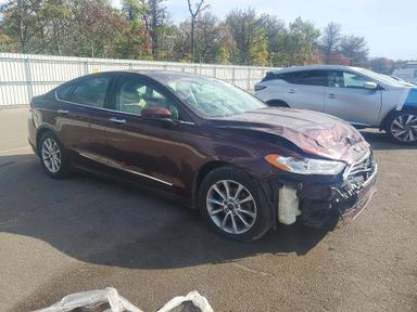 Vedere 2017 FORD FUSION SE, unghi 4