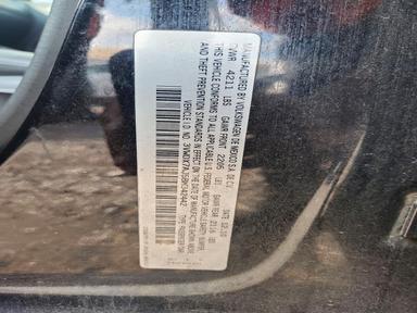 منظر 2011 VOLKSWAGEN JETTA SE، زاوية 12