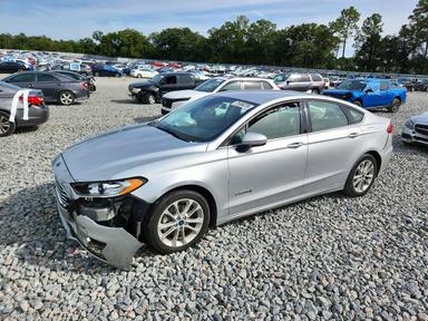 Вид 2019 FORD FUSION SE, угол 1