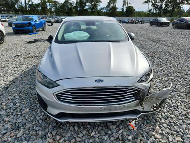Вид 2019 FORD FUSION SE, угол 5