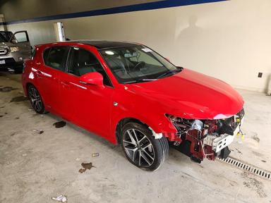 Vista de 2016 LEXUS CT 200, ángulo 4