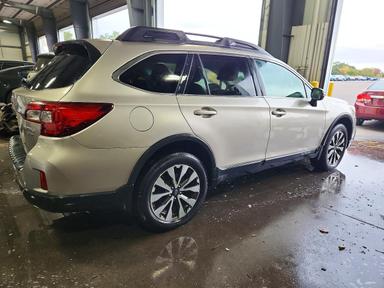 Vedere 2015 SUBARU OUTBACK 3.6R LIMITED, unghi 3