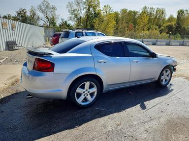 Вид 2011 DODGE AVENGER MAINSTREET, угол 3