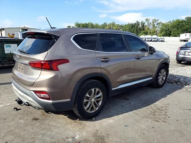 2020 HYUNDAI SANTA FE SE view, angle 3