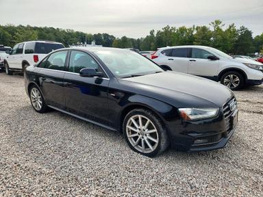 Vue de 2015 AUDI A4 PREMIUM, angle 4
