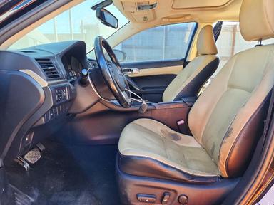 Vue de 2015 LEXUS CT 200, angle 7