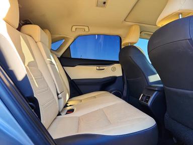 Vedere 2016 LEXUS NX 300H, unghi 11