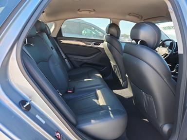 Vedere 2017 GENESIS G80 3.8, unghi 10