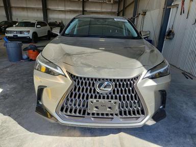 Vue de 2025 LEXUS NX 350H PREMIUM, angle 5