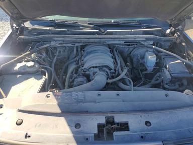 Vista de 2016 GMC SIERRA K1500 DENALI, ángulo 11
