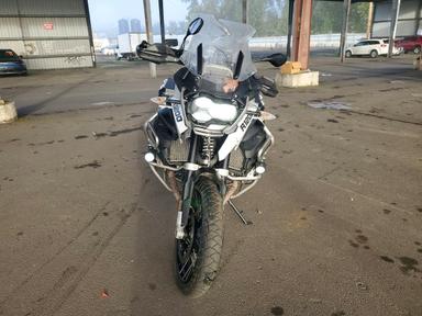 Vedere 2018 BMW R1200 GS ADVENTURE, unghi 2