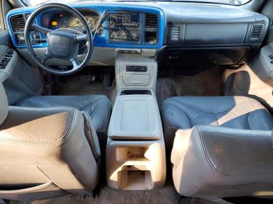 Vista de 2001 GMC YUKON XL K1500, ángulo 8