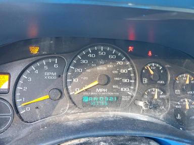 Vista de 2001 GMC YUKON XL K1500, ángulo 9