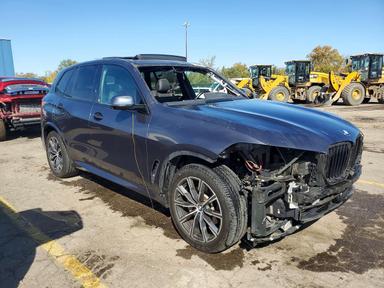 Vedere 2021 BMW X5 XDRIVE40I, unghi 4
