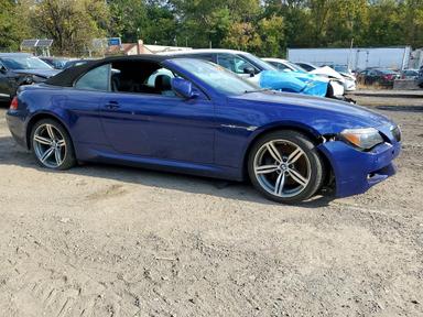Vista de 2007 BMW M6, ángulo 4