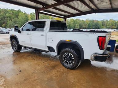 Вид 2022 GMC SIERRA K2500 SLE, угол 2