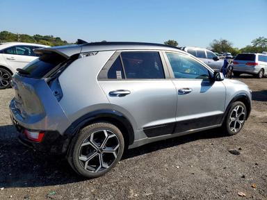 2023 KIA NIRO EX view, angle 3