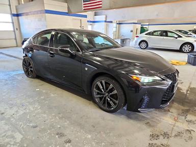 Vista de 2023 LEXUS IS 350 F SPORT, ángulo 4