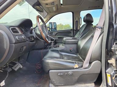 2013 GMC SIERRA K2500 DENALI view, angle 7