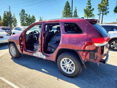 Vue de 2019 JEEP GRAND CHEROKEE LAREDO, angle 2