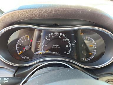 Vue de 2019 JEEP GRAND CHEROKEE LAREDO, angle 9