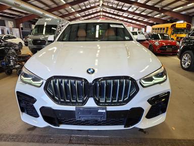 2022 BMW X6 XDRIVE40I view, angle 5