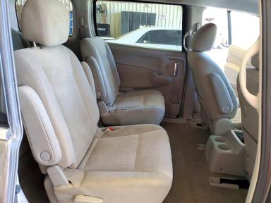 Vue de 2016 NISSAN QUEST 3.5 SV, angle 11