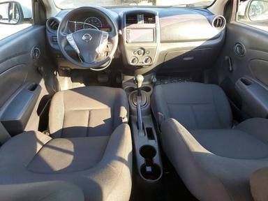 منظر 2019 NISSAN VERSA S PLUS، زاوية 8