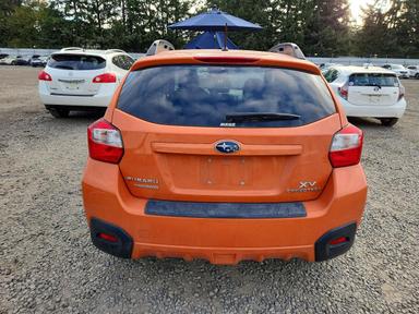 Vista de 2014 SUBARU XV CROSSTREK 2.0 PREMIUM, ángulo 6