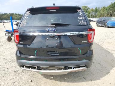 Vista de 2017 FORD EXPLORER XLT, ángulo 6