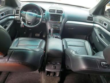 Vista de 2017 FORD EXPLORER XLT, ángulo 8
