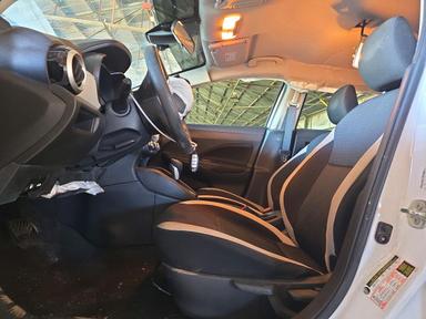 منظر 2021 NISSAN VERSA SV، زاوية 7