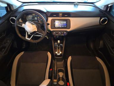 منظر 2021 NISSAN VERSA SV، زاوية 8