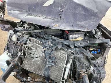 Vue de 2013 NISSAN ROGUE S, angle 12