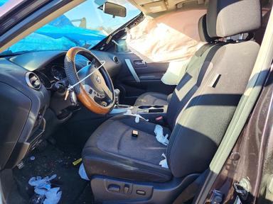 Vue de 2013 NISSAN ROGUE S, angle 7
