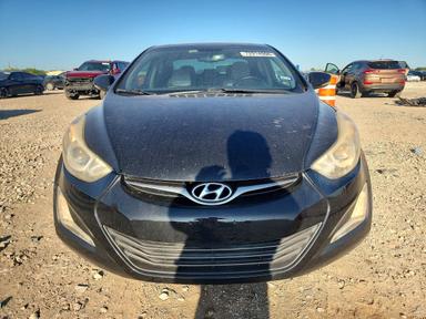 منظر 2014 HYUNDAI ELANTRA SE، زاوية 5