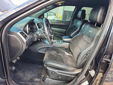منظر 2014 JEEP GRAND CHEROKEE SRT-8، زاوية 7