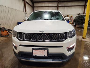 منظر 2017 JEEP COMPASS LIMITED، زاوية 5
